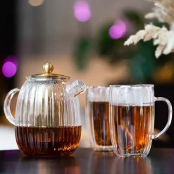 Dzbanek ze stalowym zaparzaczem Vialli Design Tulip, 1 l, z podwójną ścianką, złoty mat