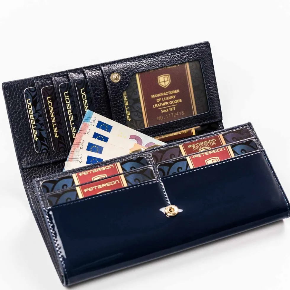 Granatowy portfel lakierowany damski Peterson, 9,5 x 18,5 x 3 cm, na zatrzask