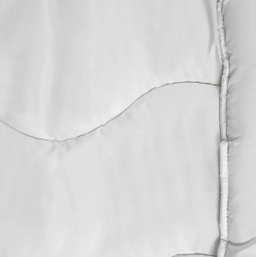 Kołdra 220 x 200 cm Sandby, biała mikrofibra