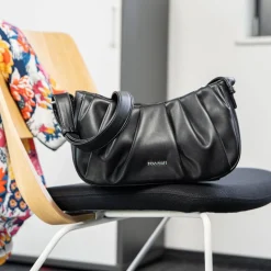 Torebka damska bagietka Fashion Collection, czarna